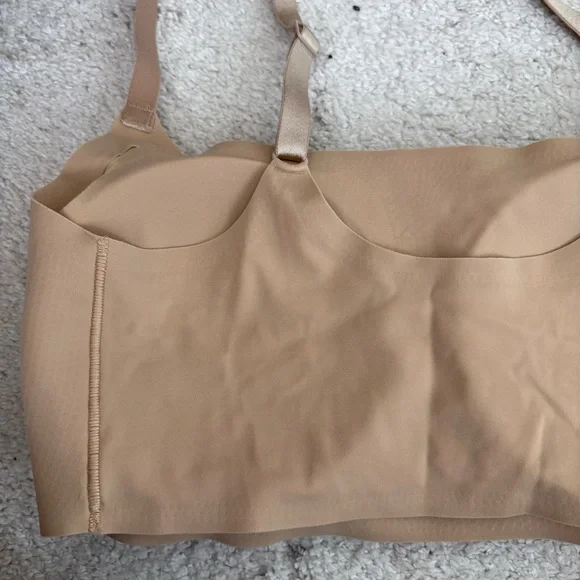 True & Co. Scoopneck Seamless Tan Bralette - Picture 9 of 9